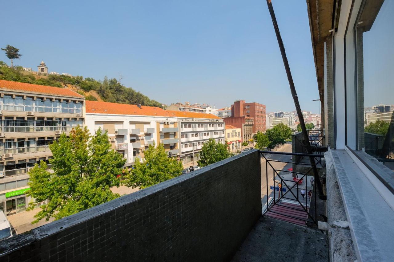 Bus Station Suites & Studios Coimbra Exterior foto