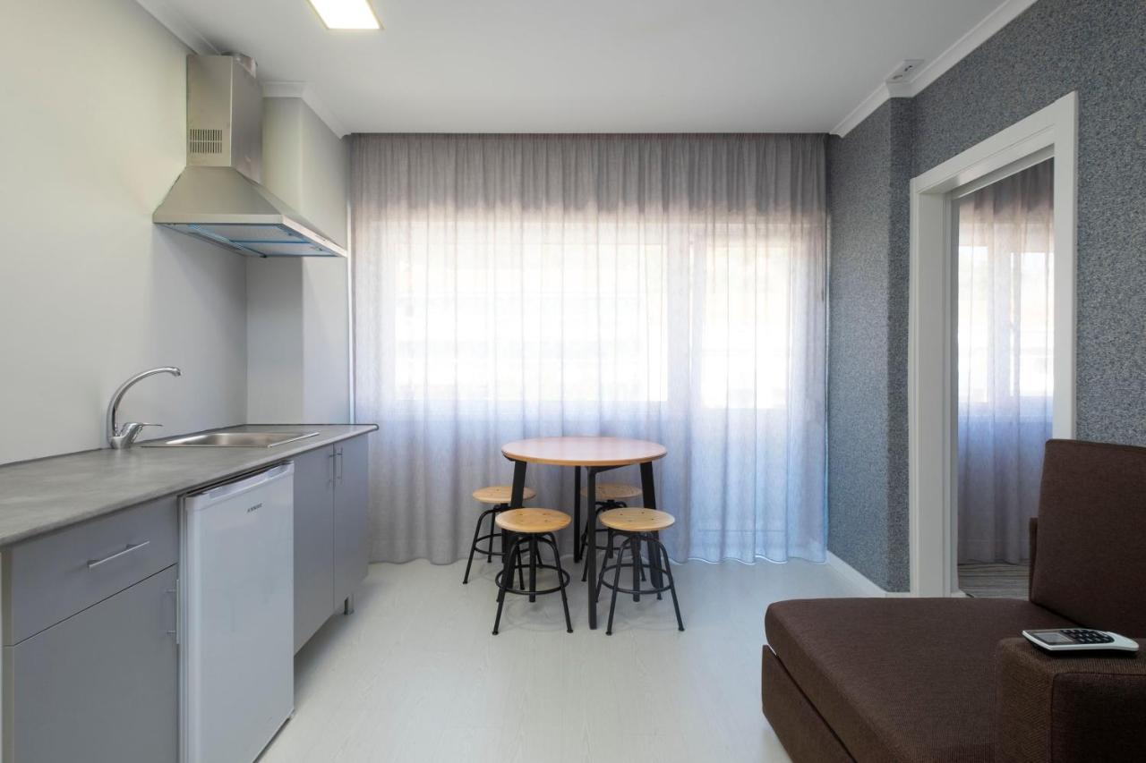 Bus Station Suites & Studios Coimbra Exterior foto